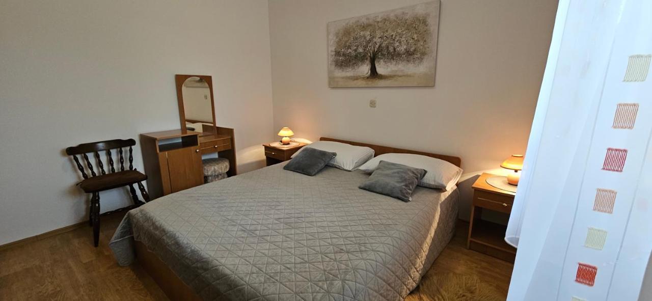 Andela Apartment PUY Eksteriør bilde